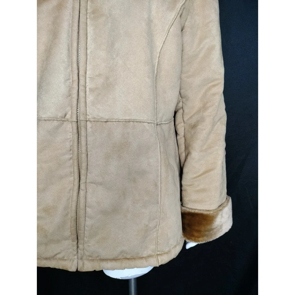 Women's LG coat faux suede fur camel brown 90's vibes warm cozy FLAW